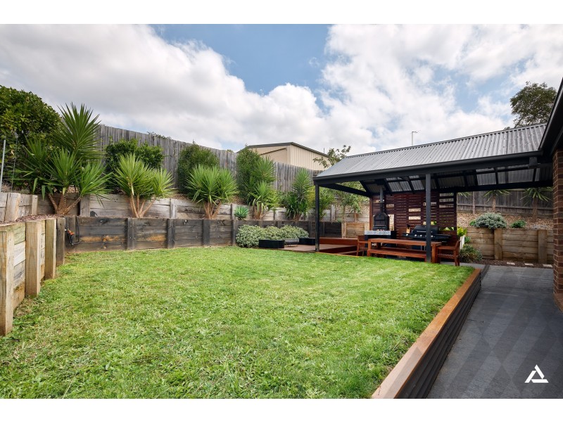 6 Melzak Way, Warragul VIC 3820