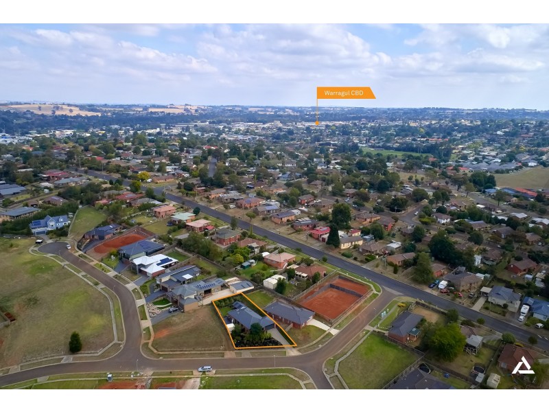 6 Melzak Way, Warragul VIC 3820