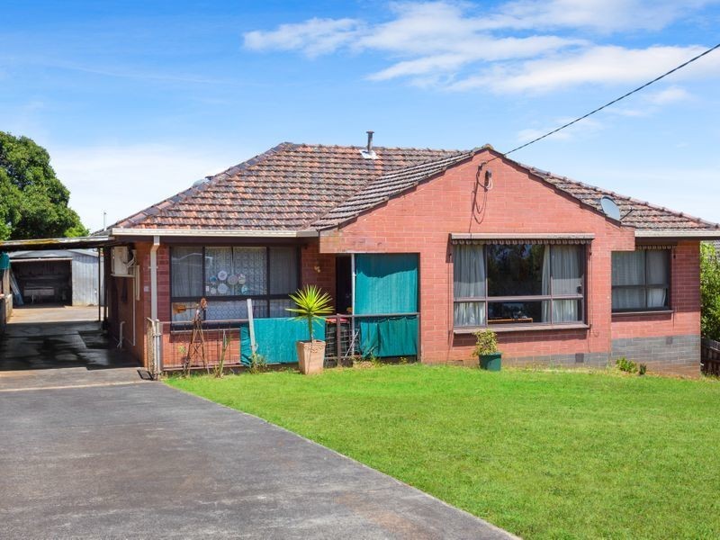 5 Balmoral Crescent, Drouin VIC 3818