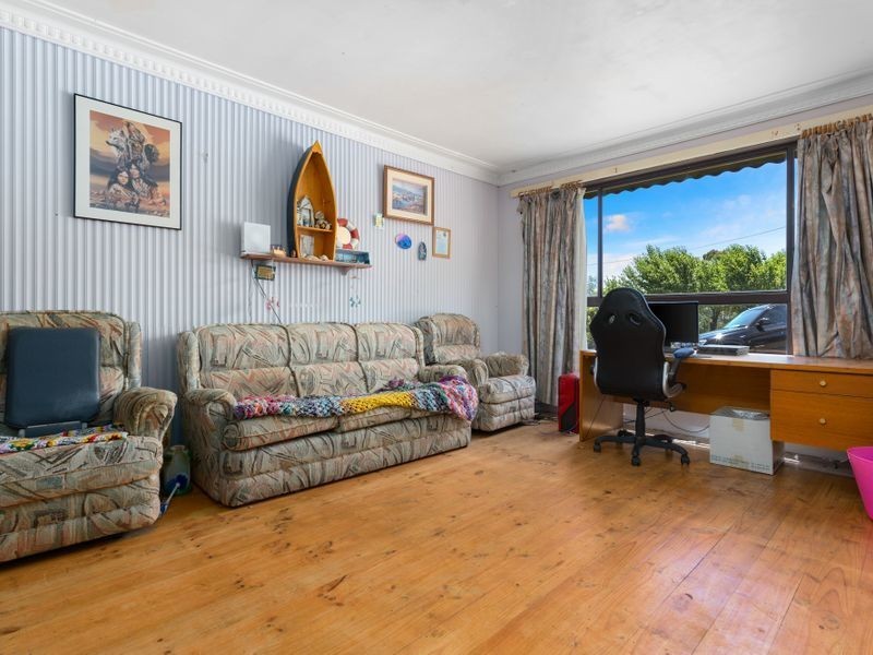 5 Balmoral Crescent, Drouin VIC 3818