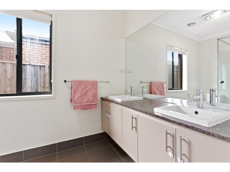 21 Crole Drive, Warragul VIC 3820