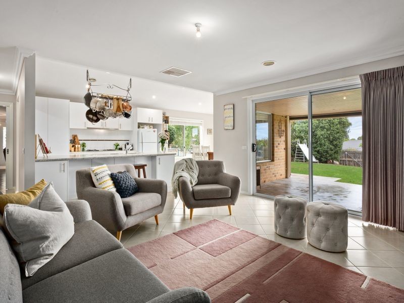 1 Picadilly Court, Drouin VIC 3818