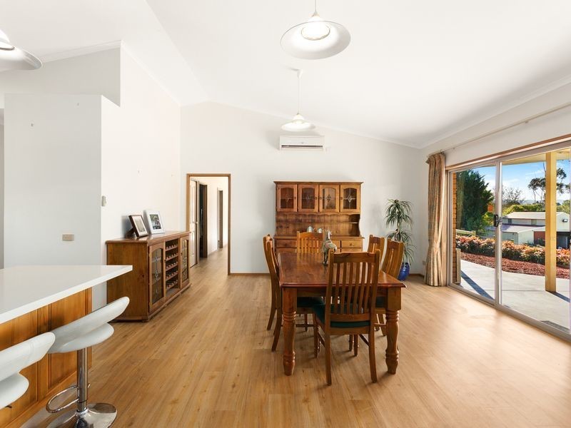 18 Greenland Drive, Drouin VIC 3818