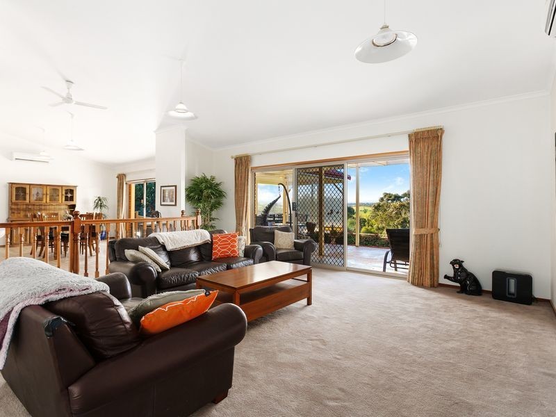 18 Greenland Drive, Drouin VIC 3818