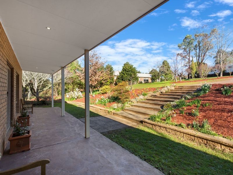 18 Greenland Drive, Drouin VIC 3818