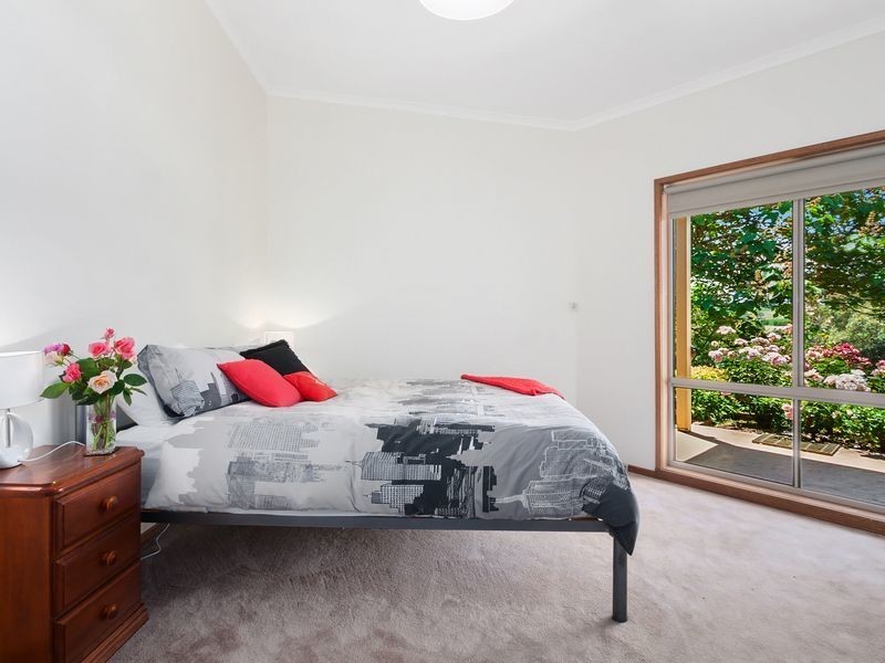 18 Greenland Drive, Drouin VIC 3818