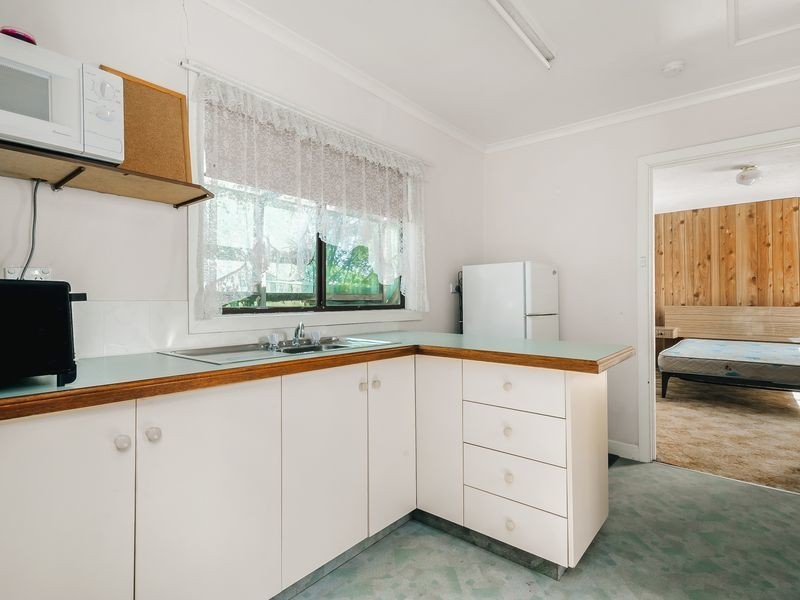 10 Lampard Road, Drouin VIC 3818