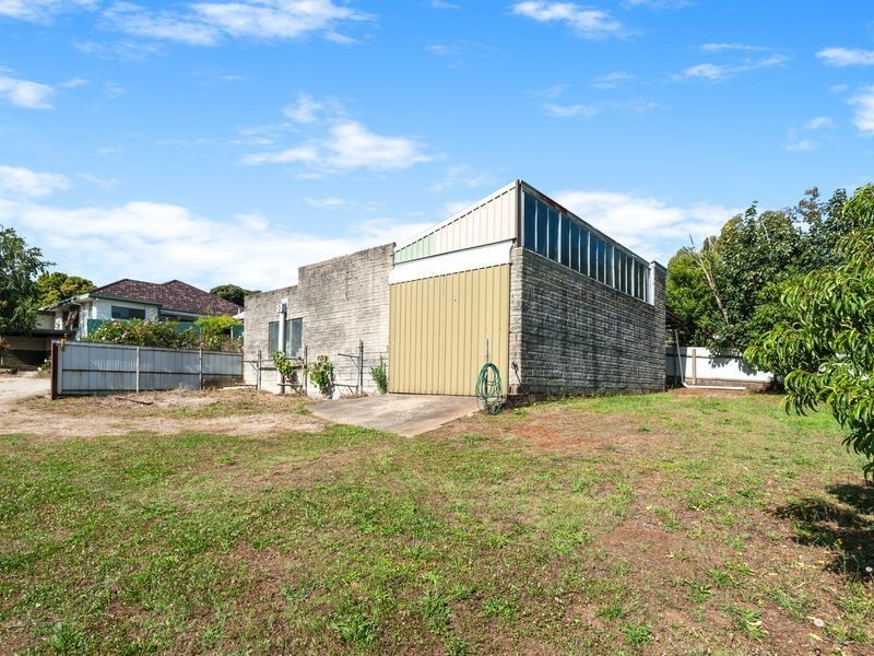 10 Lampard Road, Drouin VIC 3818