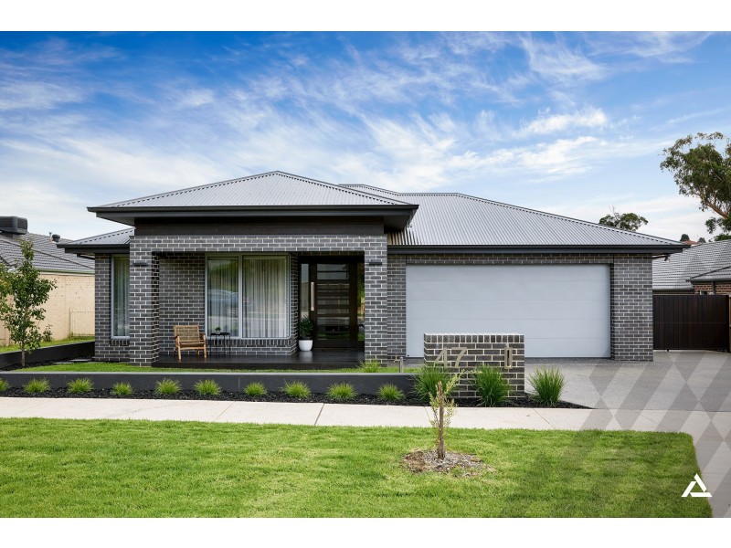 47 Empire Avenue, Drouin VIC 3818