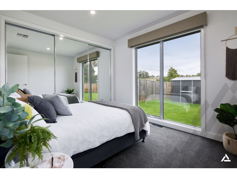47 Empire Avenue, Drouin VIC 3818