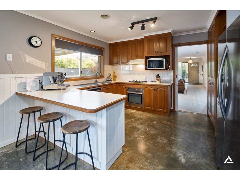 14 Ellen Close, Warragul VIC 3820