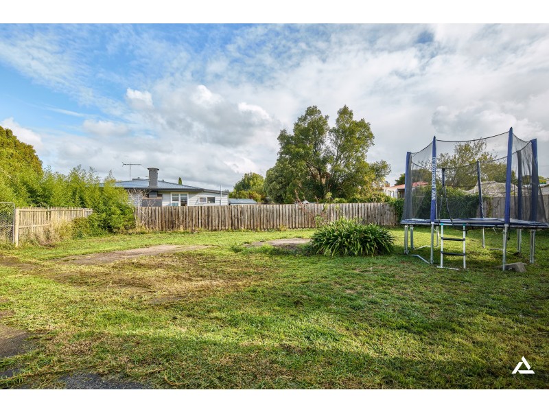 2 Ronalds Court, Drouin VIC 3818