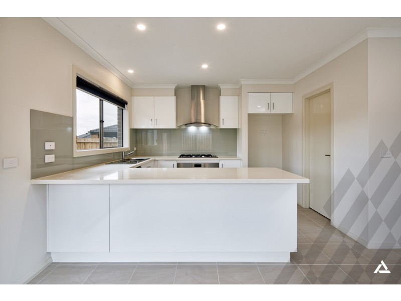 9 Gabriella Way, Korumburra VIC 3950