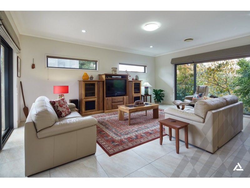 9 Highclere Street, Warragul VIC 3820