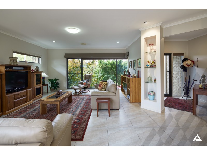 9 Highclere Street, Warragul VIC 3820