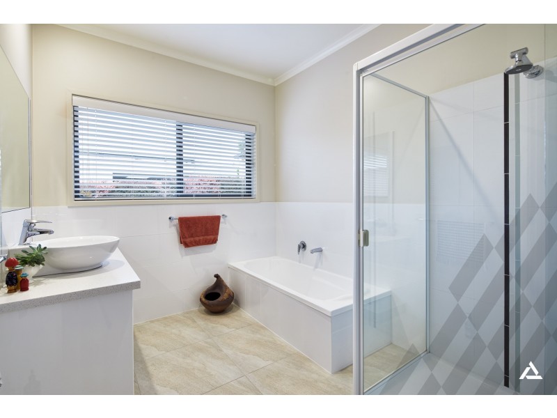 9 Highclere Street, Warragul VIC 3820