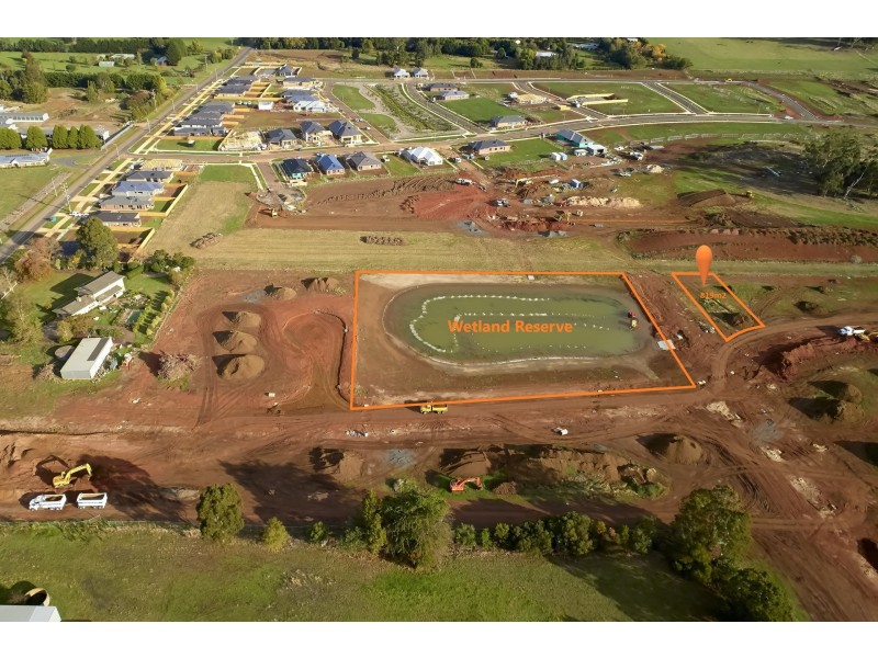 8 Carisbrooke Drive, Warragul VIC 3820