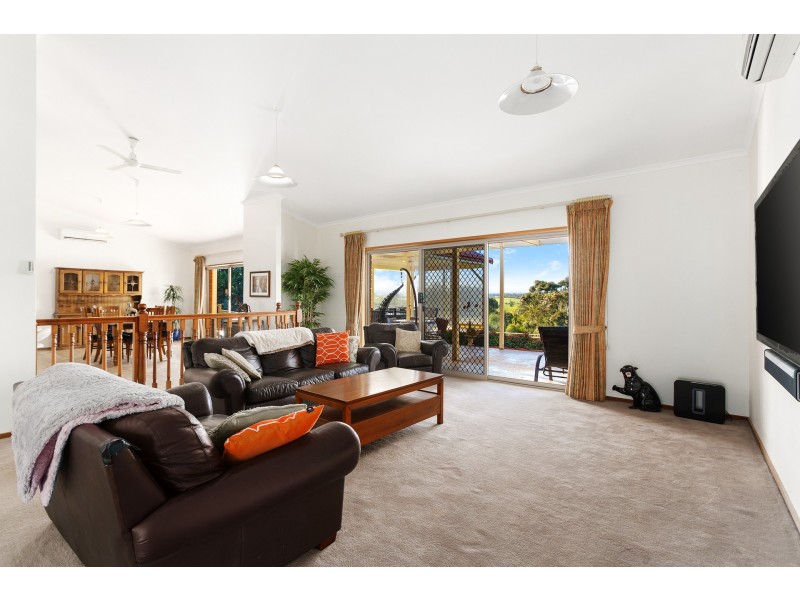 18 Greenland Drive, Drouin VIC 3818