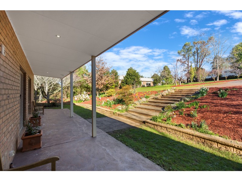 18 Greenland Drive, Drouin VIC 3818