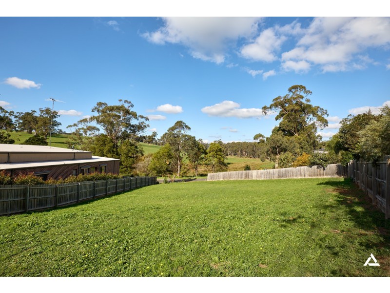 3 Chester Court, Drouin VIC 3818