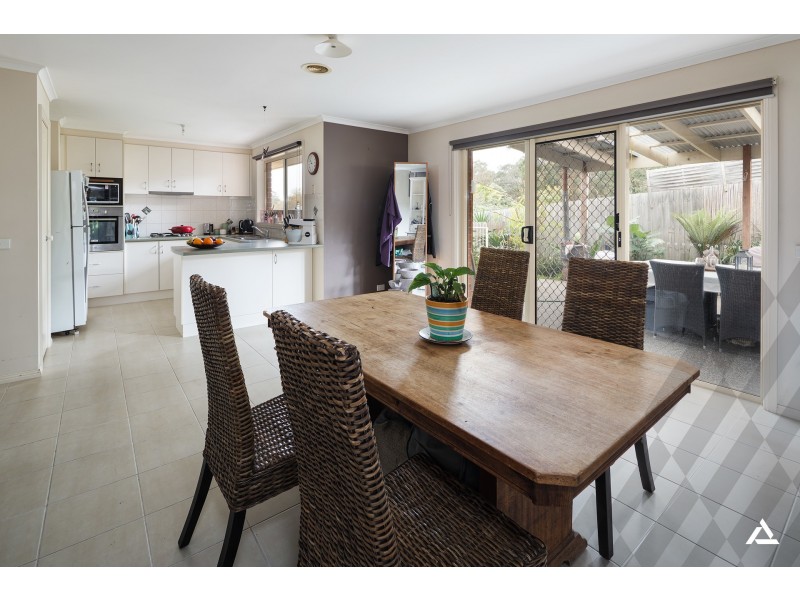 12 Palm Square, Drouin VIC 3818