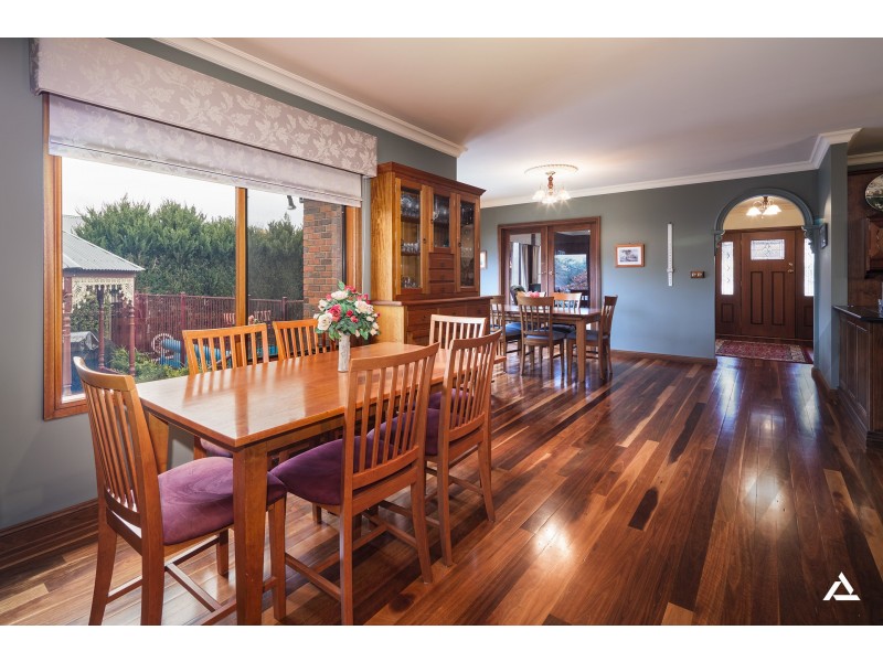 12 Arthurs Drive, Warragul VIC 3820