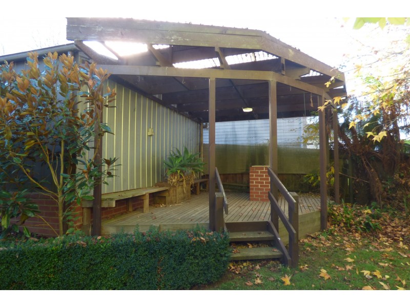 4 Elizabeth Street, Warragul VIC 3820