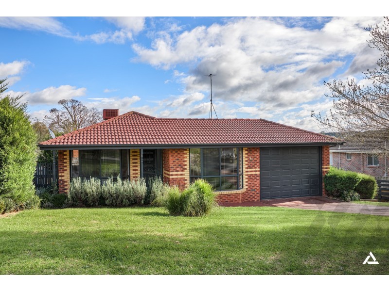 37 Darnum Street, Drouin VIC 3818