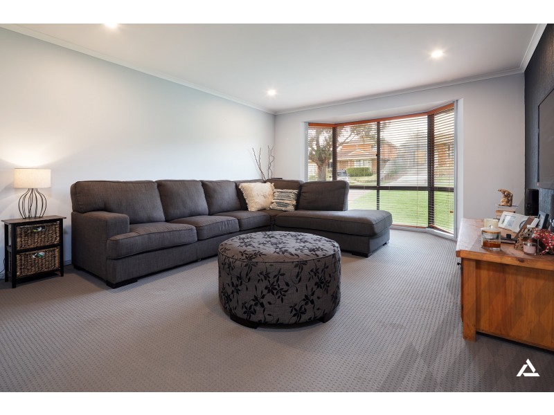 37 Darnum Street, Drouin VIC 3818