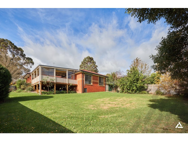 37 Darnum Street, Drouin VIC 3818