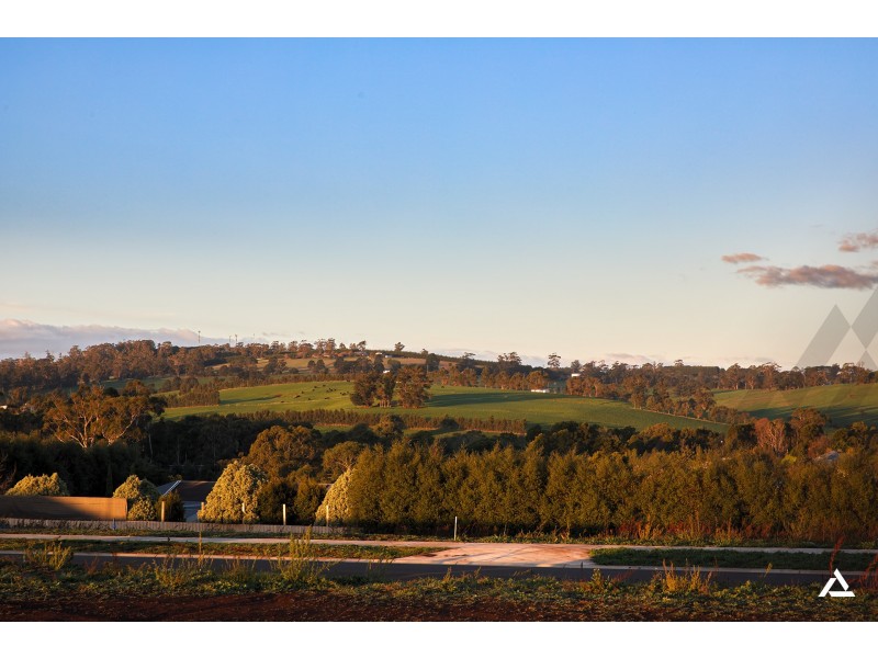 39 Bexley Boulevard, Drouin VIC 3818