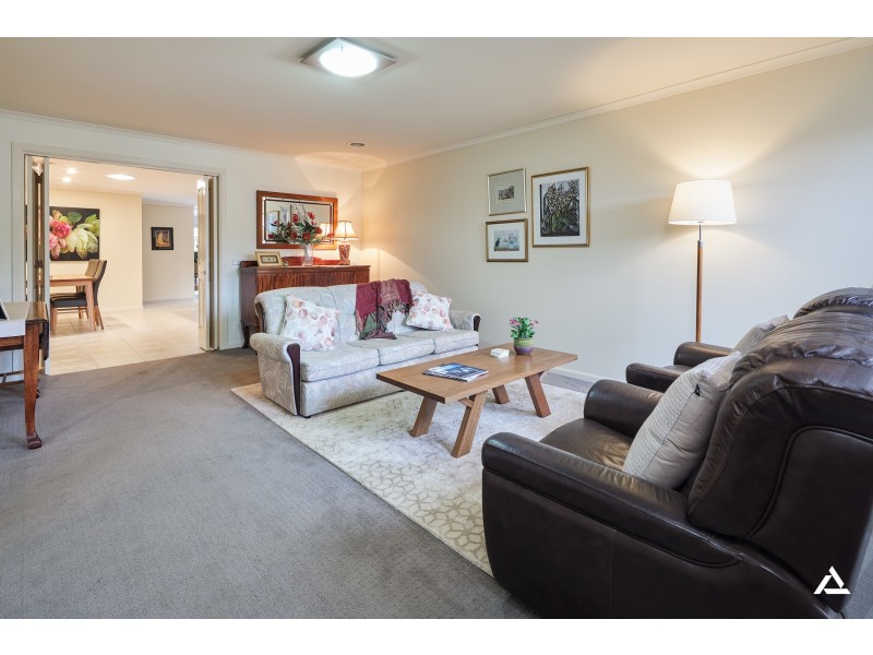 9 Tulip Court, Warragul VIC 3820