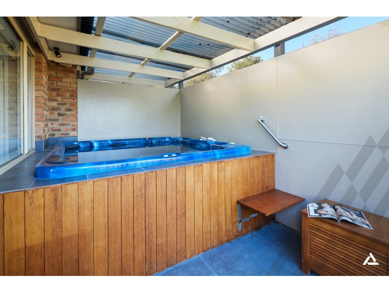 8 Bright Court, Drouin VIC 3818