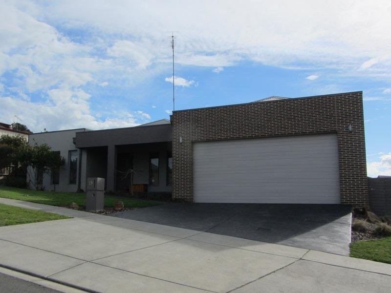 19 Cromie Drive, Warragul VIC 3820