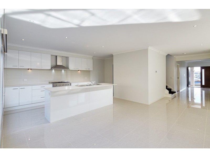 41 Windhaven Drive, Warragul VIC 3820