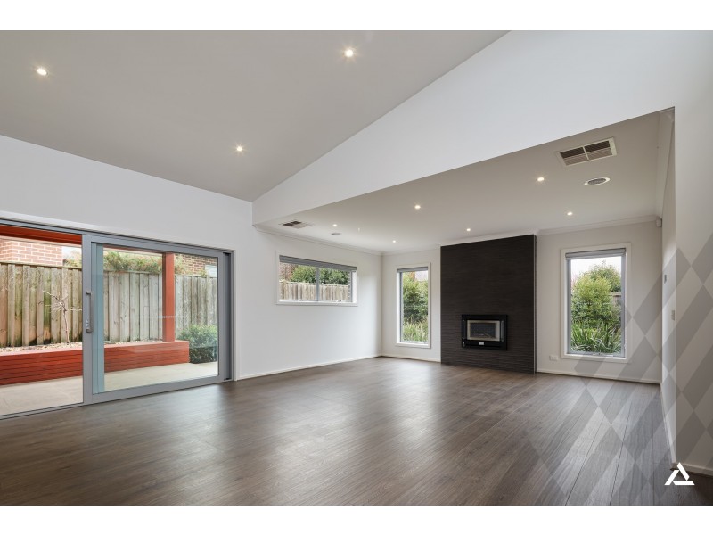 12 Cedarwood Drive, Warragul VIC 3820