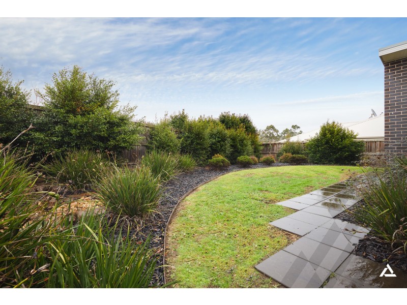 12 Cedarwood Drive, Warragul VIC 3820