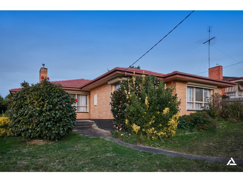 12 Charles Street, Drouin VIC 3818