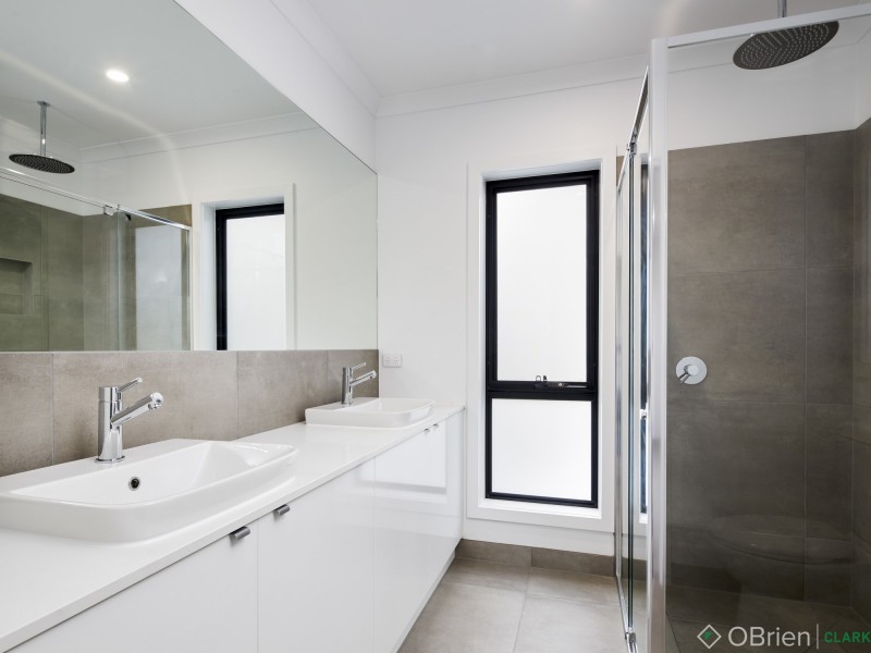 8 Ebony Court, Warragul VIC 3820