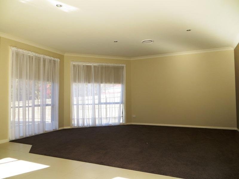 2/77 Burke Street, Warragul VIC 3820