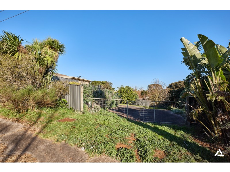 2A Pearson Road, Drouin VIC 3818