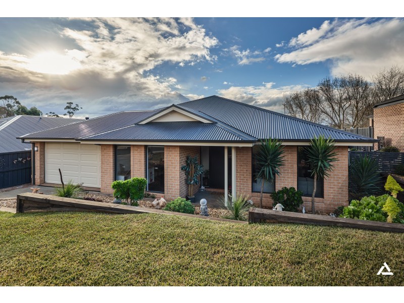114 Bexley Boulevard, Drouin VIC 3818
