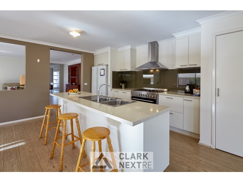 39 Empire Avenue, Drouin VIC 3818