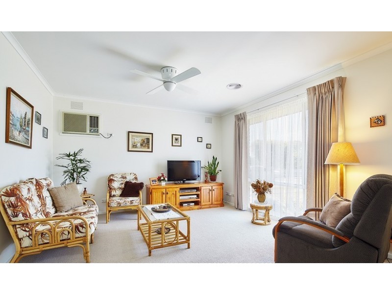 1/9 Archibald Crescent, Warragul VIC 3820