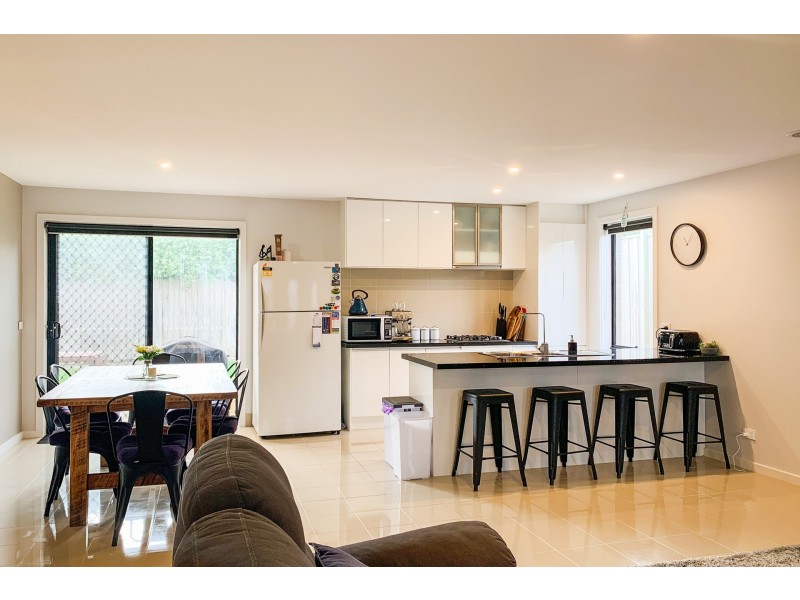 6 Alf Court, Drouin VIC 3818