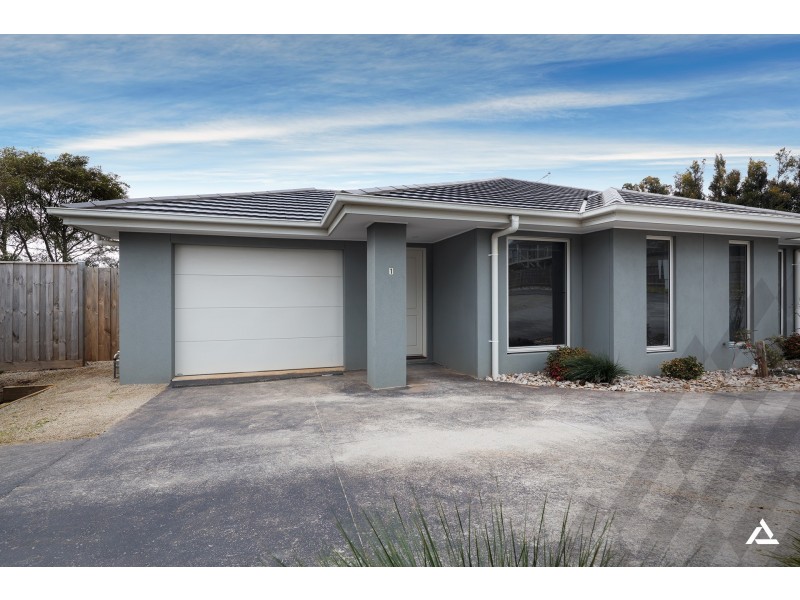 1/6 Oddy Street, Drouin VIC 3818