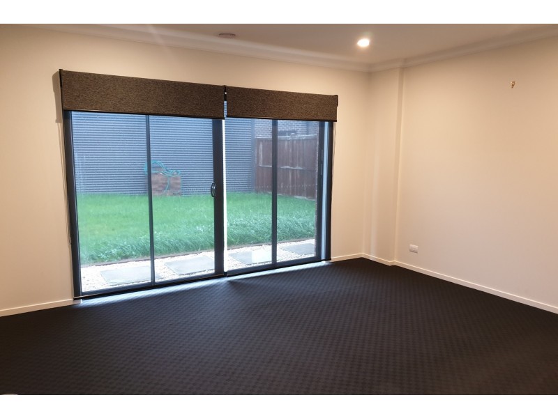 139 Twin Ranges Drive, Warragul VIC 3820