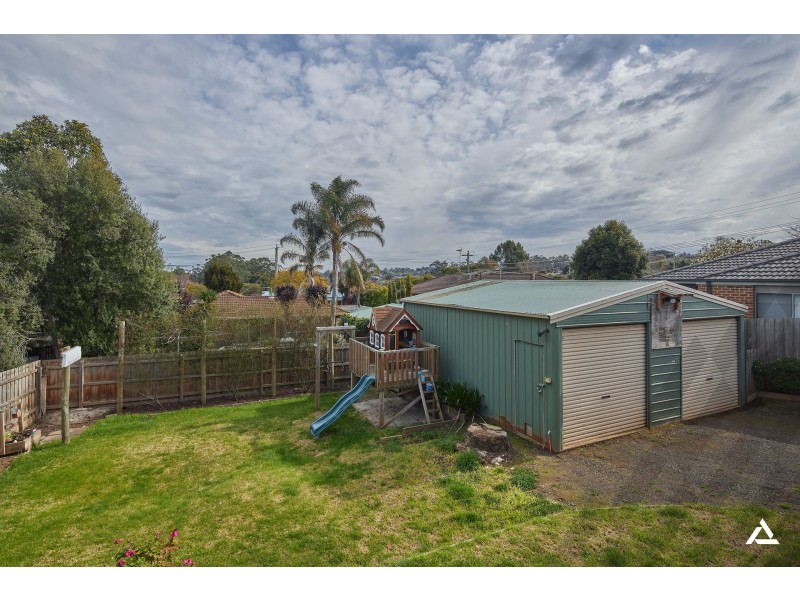 15 Ferris Street, Drouin VIC 3818