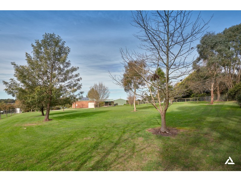 7 Huntingdon Court, Drouin VIC 3818