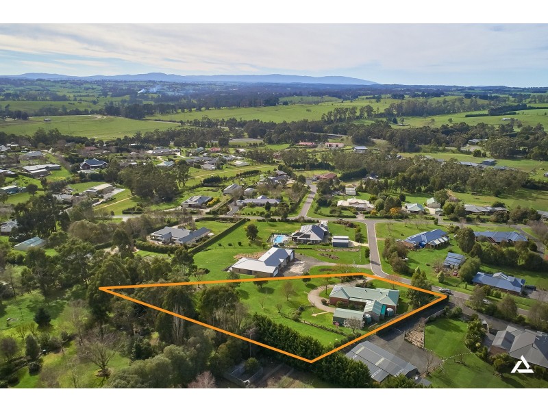 7 Huntingdon Court, Drouin VIC 3818